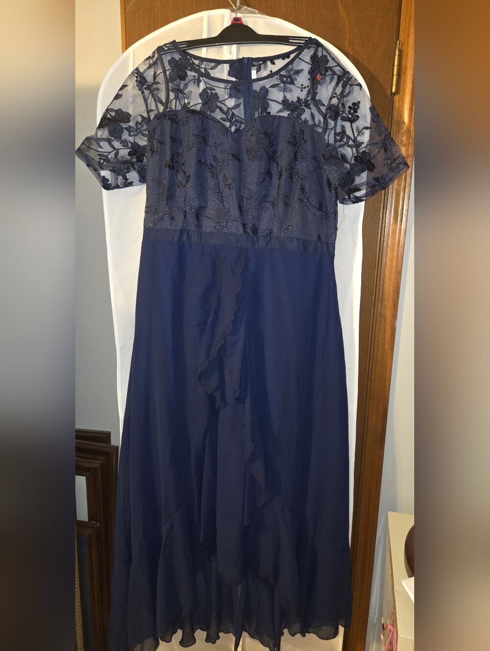 Elegant Navy Blue Lace & Chiffon Maxi Dress